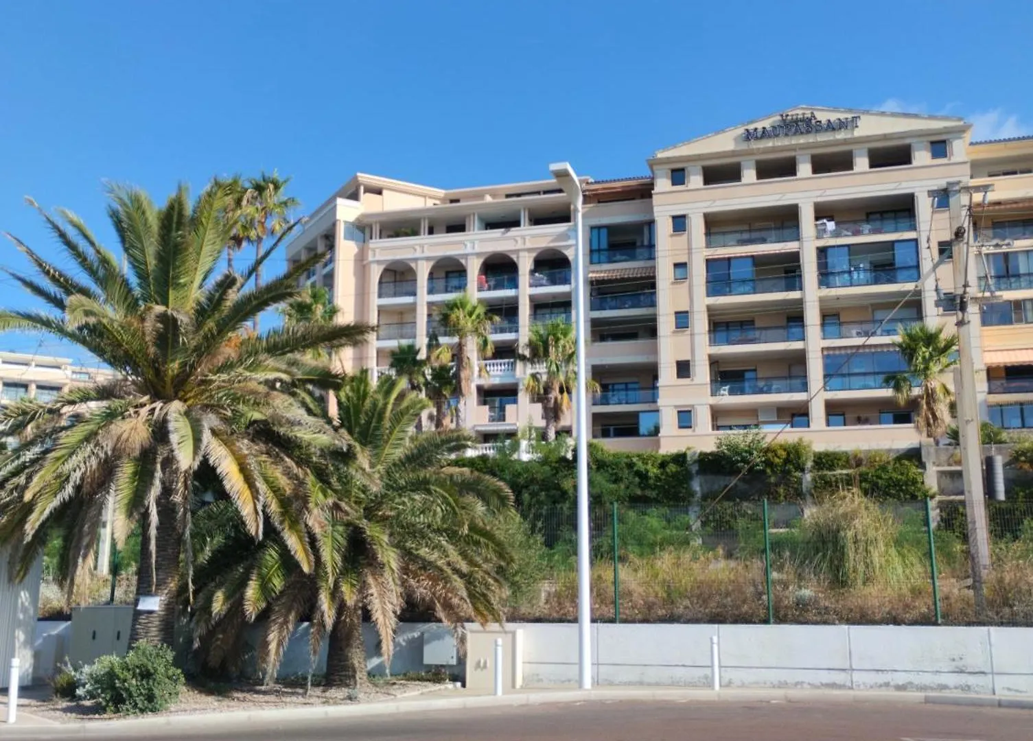 Ciel Bleu De Cannes - Appartement Vue Azur Avec Piscines Et Jardin 0*,